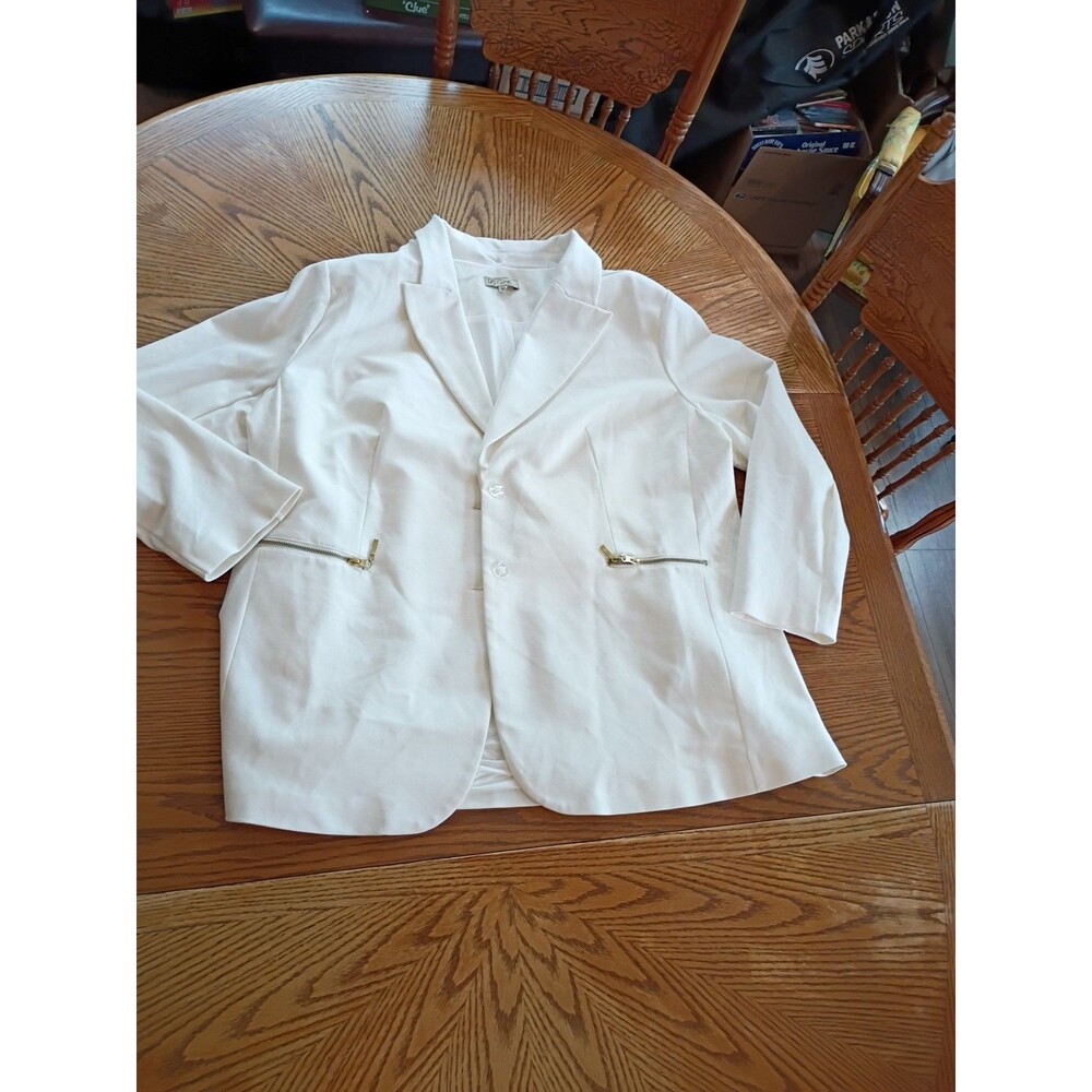 DG2 Diane Gilman White Blazer 3x Pockets Buttons Gold Tone Zipper